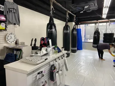 東京・試乗可能店舗(Y'ZD GYM)