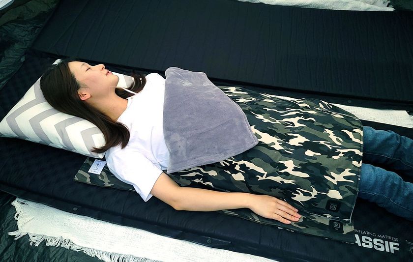 キャンプや車中泊の防寒 対策に 驚きの速さで温まり肌触りも気持ちいい洗える電気カーペット たった3分で暖かい洗える魔法のカーペット 発売 オノタク堂のプレスリリース キャンプや車中泊の防寒 対策に 驚きの速さで温まり肌触りも気持ちいい洗える電気カーペット たった3分で暖かい洗える魔法のカーペット 発売 オノタク堂のプレスリリース