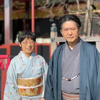 左が三代目社長 佐藤 真理、右は専務 佐藤 弘人