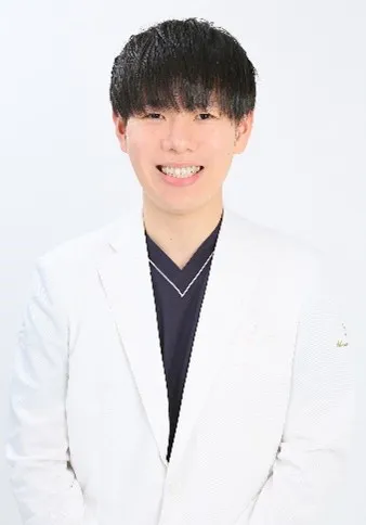 院長　：笹川 新也