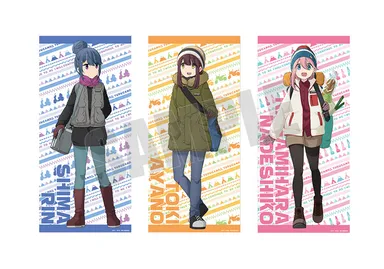 なかよしキャンプ等身大タペストリー(リン、なでしこ、綾乃)各8,800円(税込)