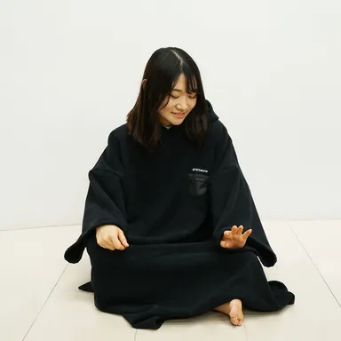 サウナポンチョBK(女性)あぐら