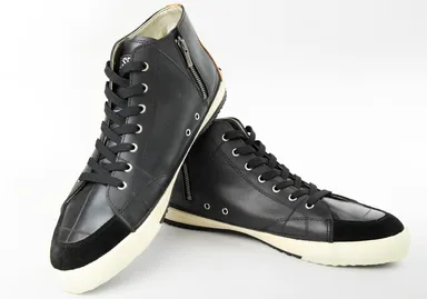 「スニーカー 601」(正面)