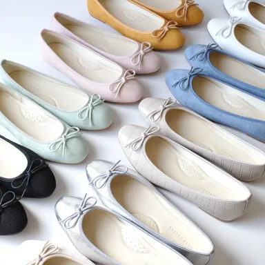 レディース靴専門店 AmiAmi／セミスクエアタイプ バレエシューズ