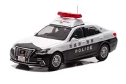1/43 トヨタ クラウン ロイヤル (GRS210) 2019 沖縄県警察地域課渉外機動警ら隊車両 (渉1)：左前