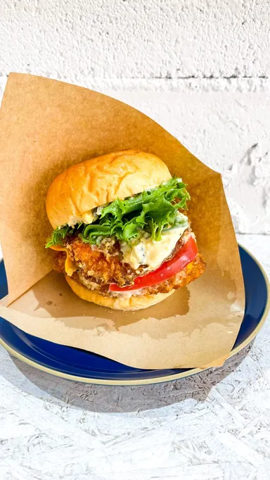 瀬戸内バーガー第一弾チヌカツバーガー