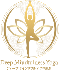 ヨガヒーラーアカデミーハワイ(オーナー：アキ・ソラーノ)のロゴ