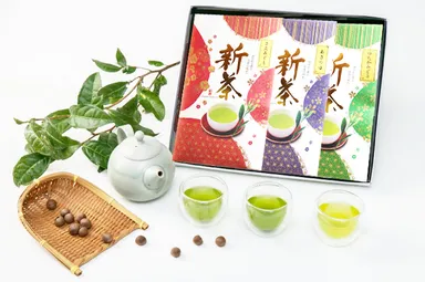 美しい新茶パッケージ