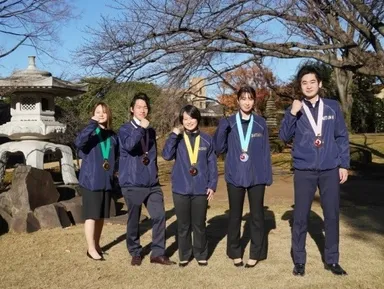 学生プロジェクトの受賞メンバーたち