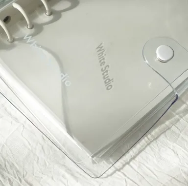 クリア素材お手入れも簡単