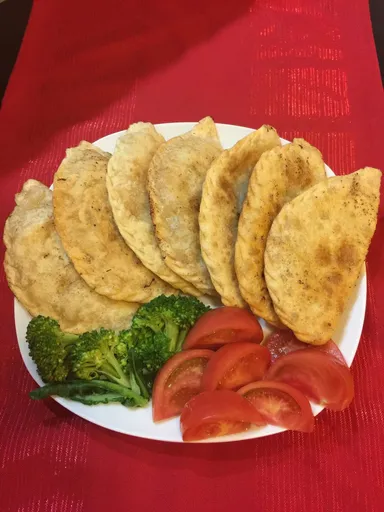 モンゴル料理：ホーショール