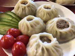 モンゴル料理：ボーズ