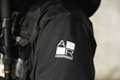 株式会社マックスアンドアレックス　レインスーツ事業部のロゴ