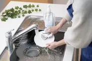 とみおかクリーニングの食器洗い 2