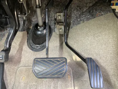 ワイヤー式アクセルイメージ