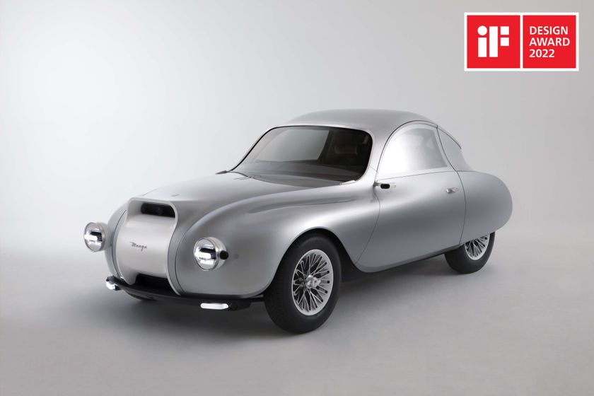 コンセプトカー「Moeye（モアイ）」とスマートフォン「あんしんスマホ」
が「iF DESIGN AWARD 2022」を受賞