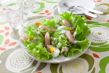 サラダに岩下の新生姜