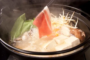 チンゲン菜の塩麹ごま油鍋