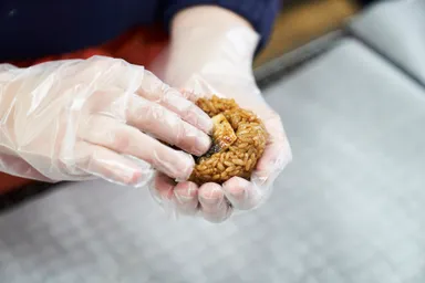 1つ1つ手づくりで