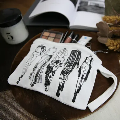 ノベルティの「オリジナルコットンポーチ」