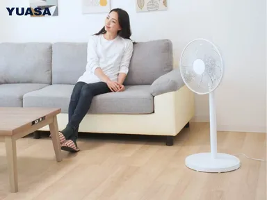 操作部が前からみえないシンプルデザイン