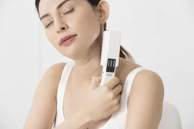 首、肩、デコルテ　使用イメージ