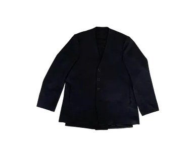 13インチのパソコンを背中に収納(GIF)