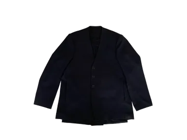 11インチのタブレットを収納可能(GIF)