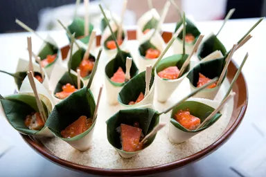 (NY)13のレストランがお酒に合う料理を提供