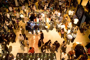 NYの参加者は700名を超え大盛況