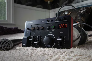 VOICE TWEAKER『E-4』