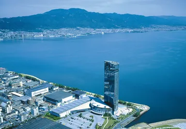 びわ湖を一望できるびわ湖大津プリンスホテル
