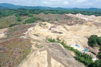 青森県メガソーラー事業