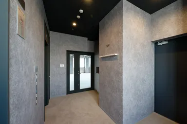 受付スペース／エレベーターホール