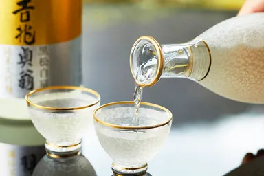 吉兆のオリジナル純米大吟醸「吉兆貞翁」