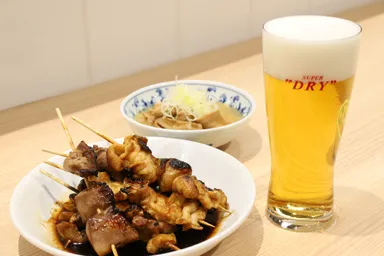 もつやき盛り合わせとビール