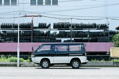 三菱・デリカスターワゴン4WD