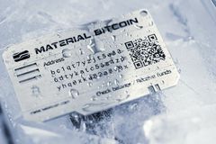 MATERIALBITCOIN_01