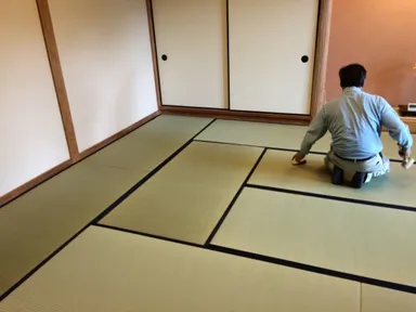 ナノプラチナ畳施工中