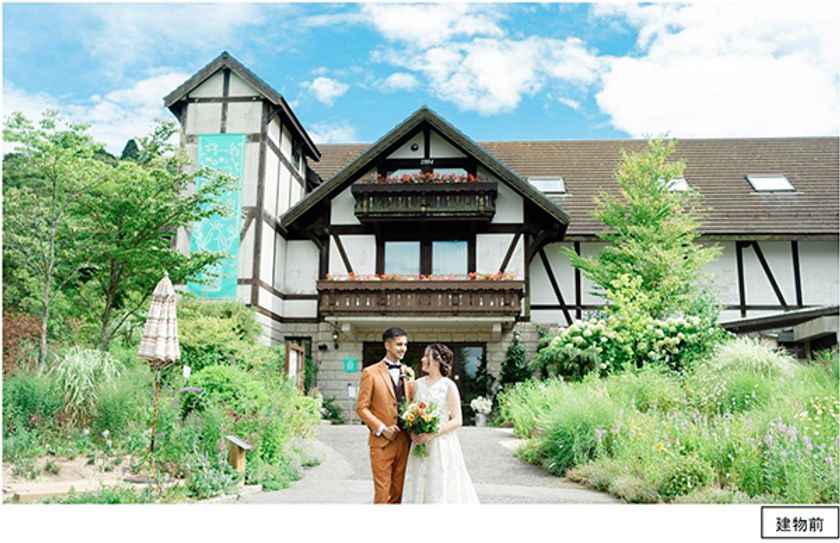 ROKKO森の音ミュージアム
6月より「ウェディングフォトプラン」スタート
六甲山の自然の中で、特別なウェディングフォトを