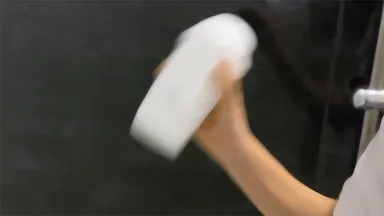 7. GIF動画「振る！」