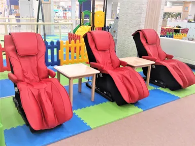 保護者くつろぎマッサージチェア