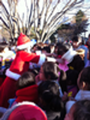 東日本大震災の子ども達へクリスマスプレゼントを！実行委員会のロゴ