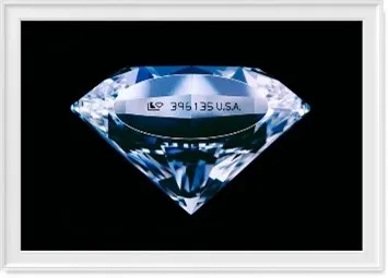 ダイヤモンドへのレーザー刻印