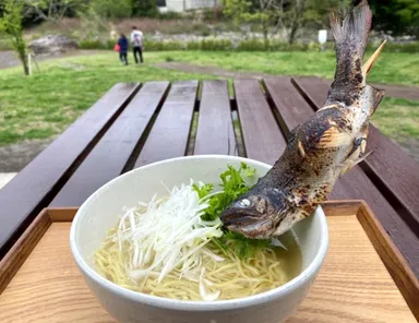 「あまご越えラーメン」