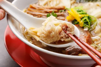 手打ちわんたん