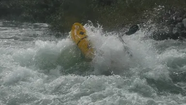 こんな激流も突っ込める！