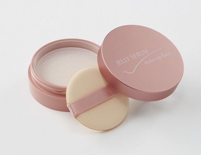～保湿成分たっぷり。
素早く明るいつや肌を叶えるジェリー状下地～
2022年8月23日（火）より数量限定発売！
『ジェリーセラムベース』