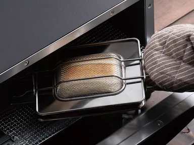 付属のホットサンドメッシュ