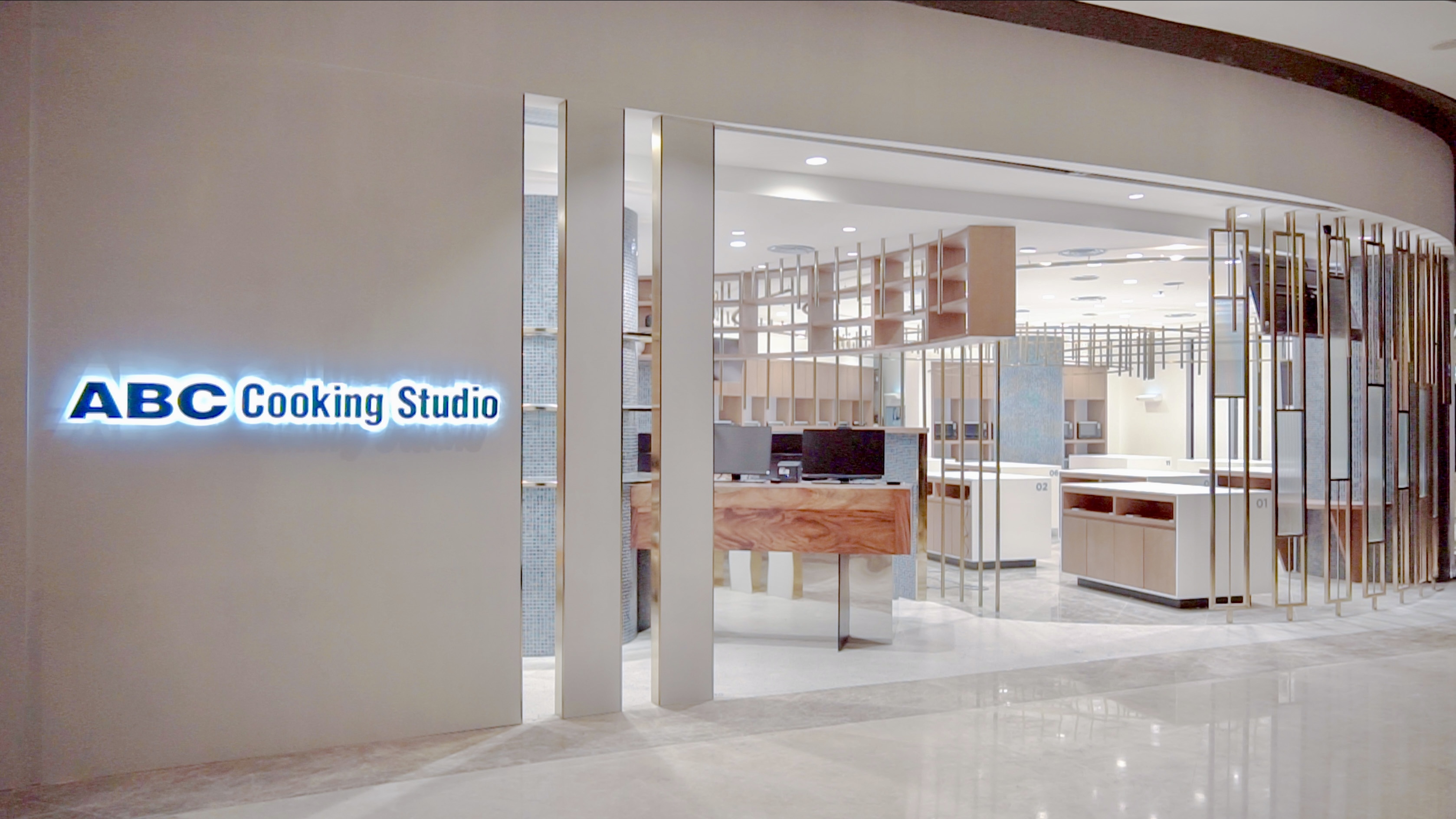 ABC Cooking Studioが
インドネシアのショッピングモールに第3店舗目を出店！
6月24日、「PIK Avenue店」がグランドオープン！ – Net24
